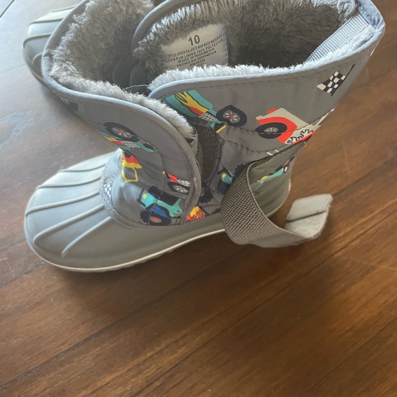 The Children's Place Gray Car Print Snow Boots - Picture 3 of 4